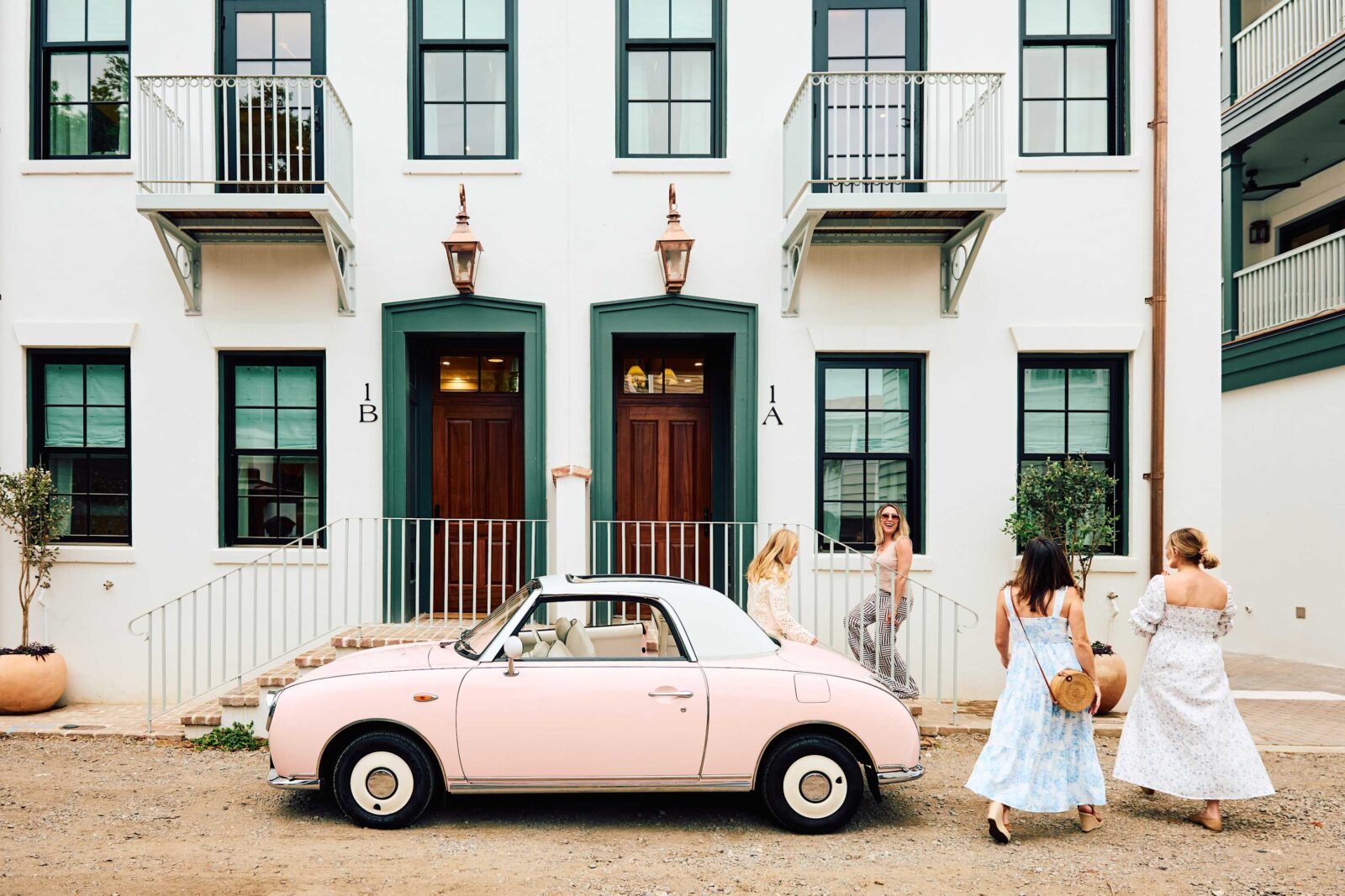 1 A Carrere Main Image